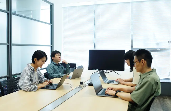 MNTSQ株式会社