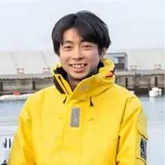 海野 暁央