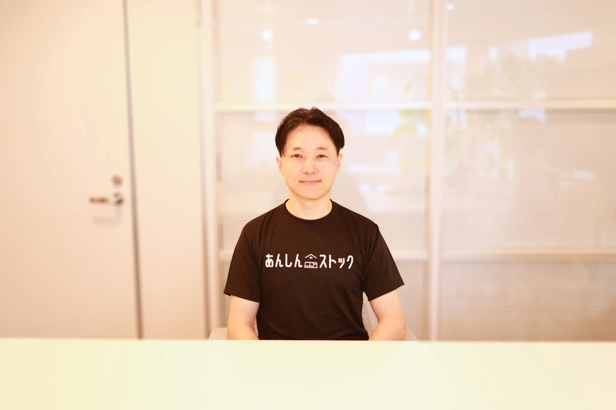薮原 拓人氏