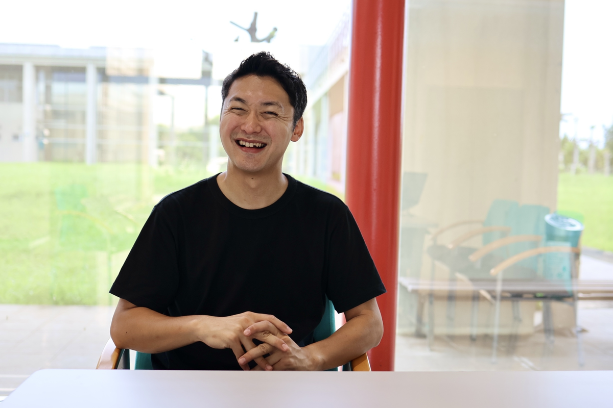 インタビューに答える株式会社AlgaleX 代表取締役社長の髙田大地氏