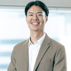 小泉 歩