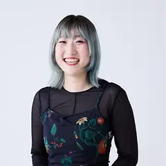 咸 多栄