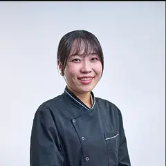 二本木ちひろ