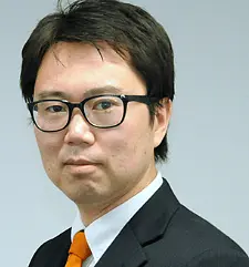 山田　拓司